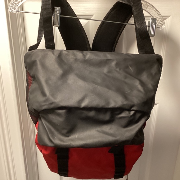 Backpack - Picture 3 of 3